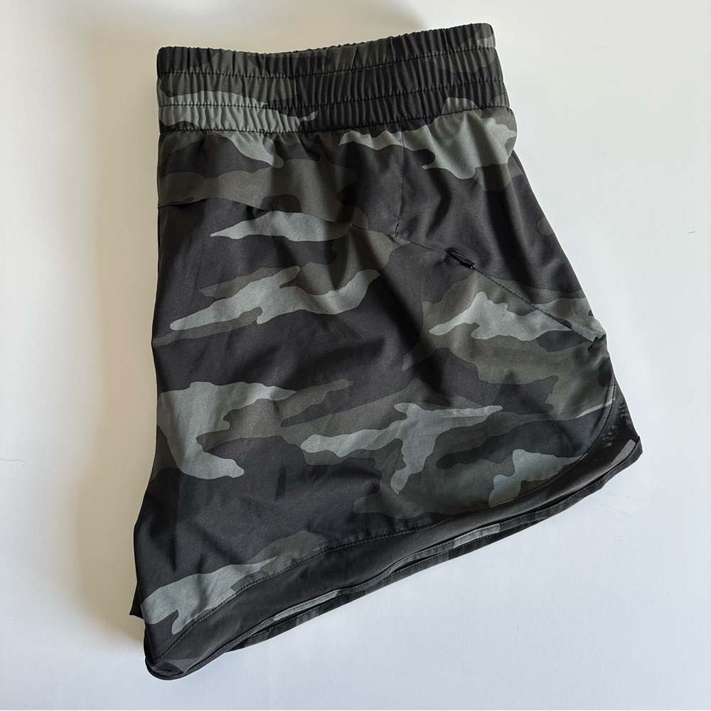 Athleta Mesh Racer Run Short Camo